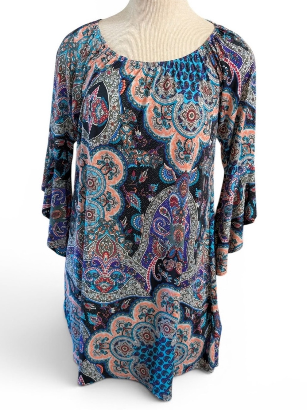 Dear Scarlett Women's Paisley Print Tunic Top - Multicolor
